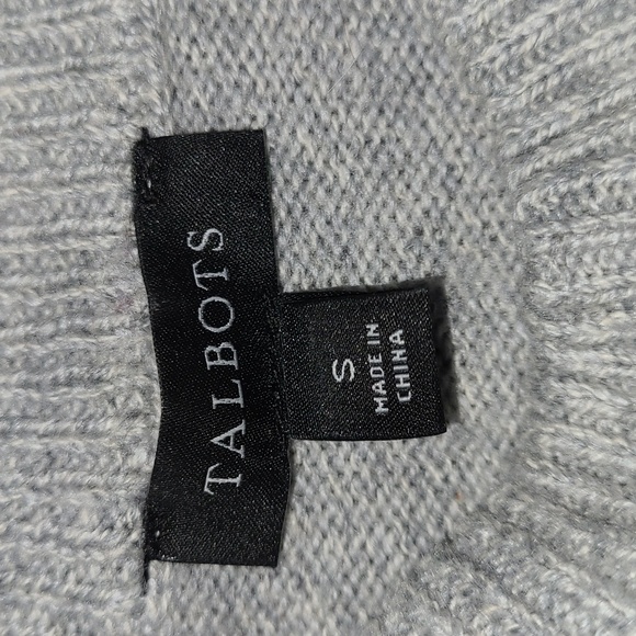 Talbots crew neck snowflake sweater Size Small - Picture 3 of 7